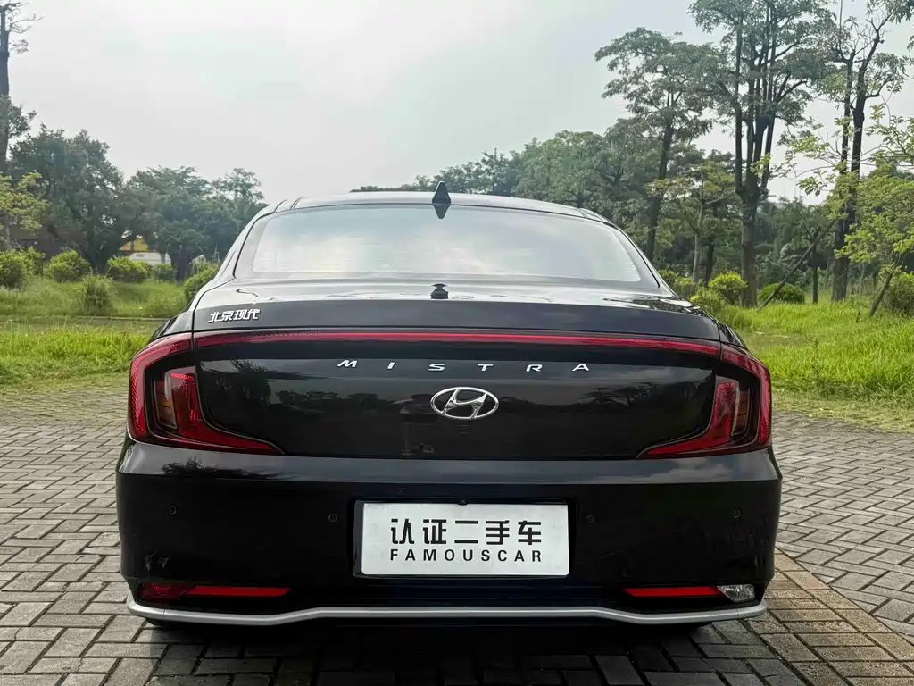 Hyundai Mistra — фото 23