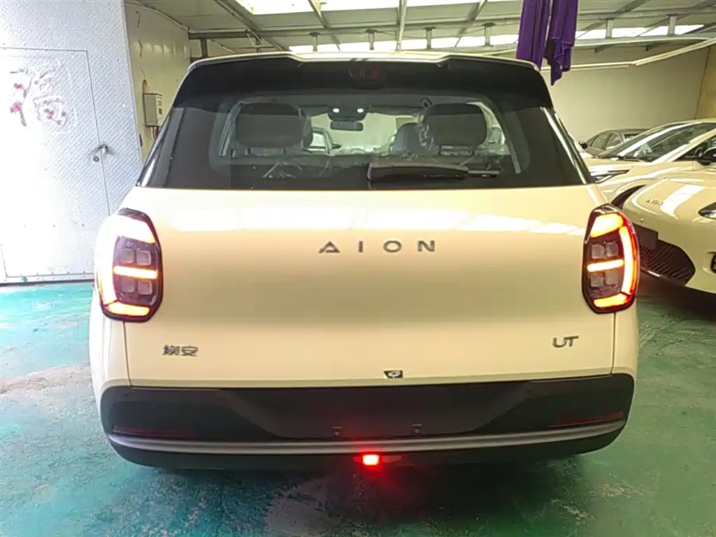 Aion AION UT — фото 6