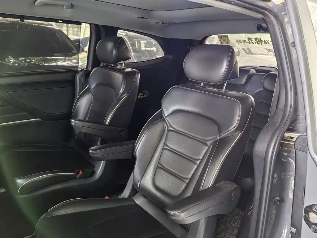 Hyundai Custo — фото 8