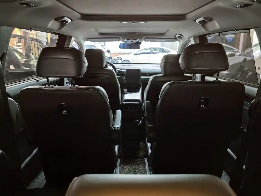 Hyundai Custo — фото 10