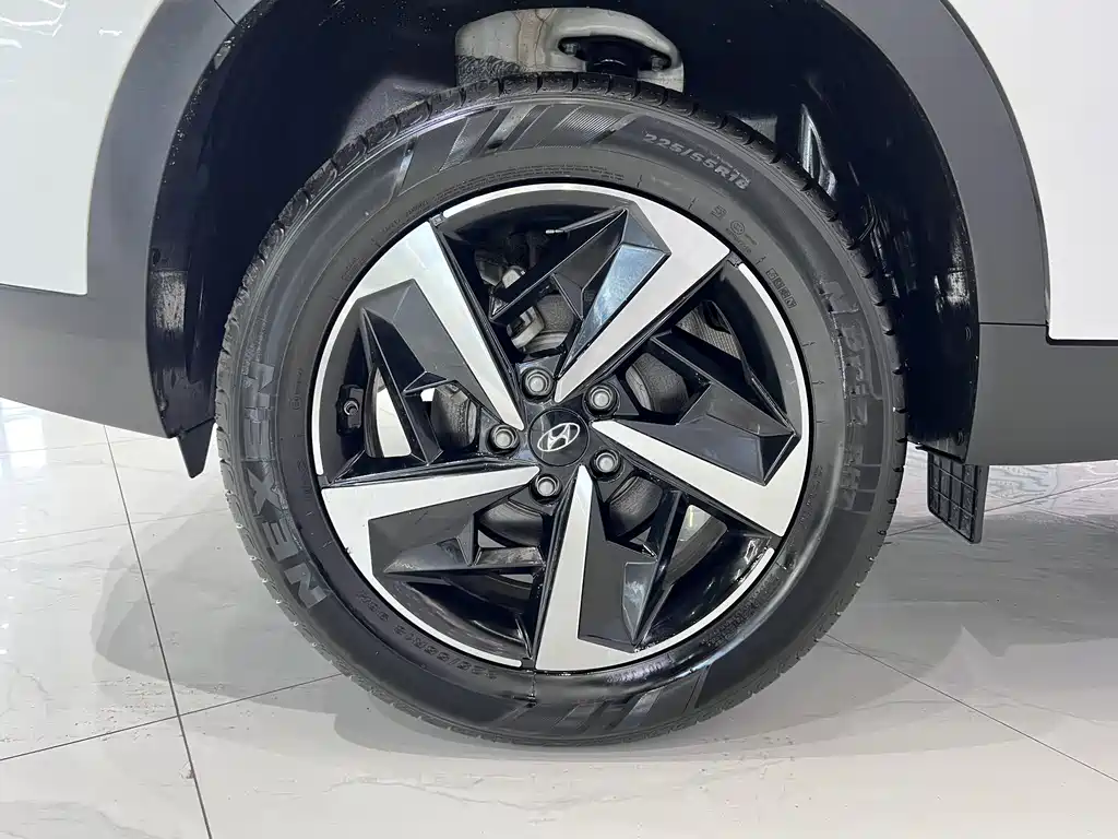 Hyundai ix35 — фото 18
