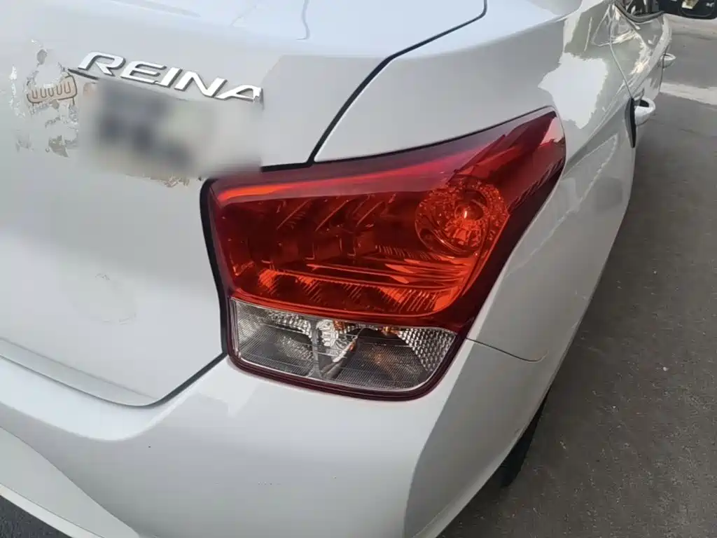 Hyundai Verna — фото 8