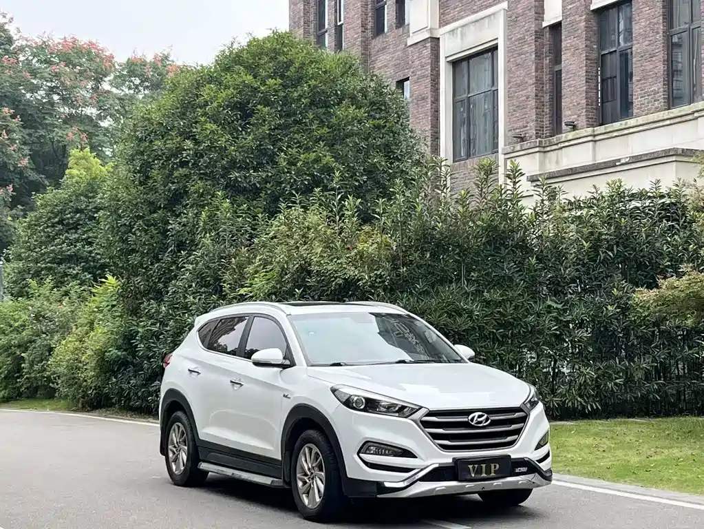 Hyundai Tucson — фото 14