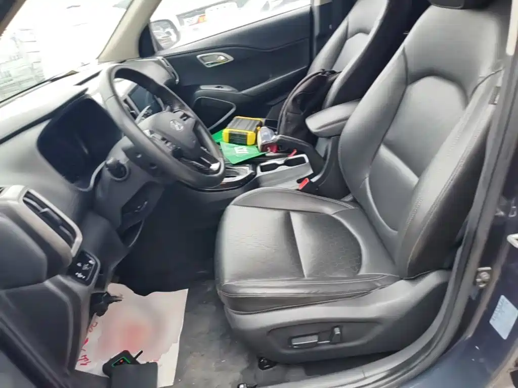 Hyundai ix35 — фото 15