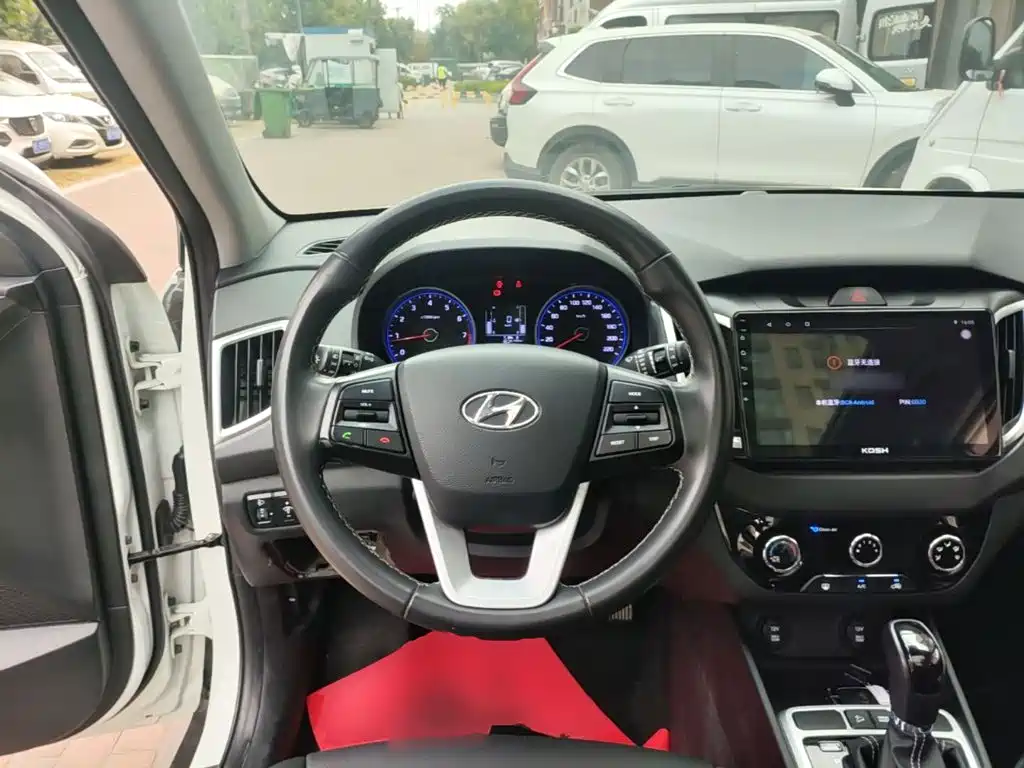 Hyundai ix25 — фото 11