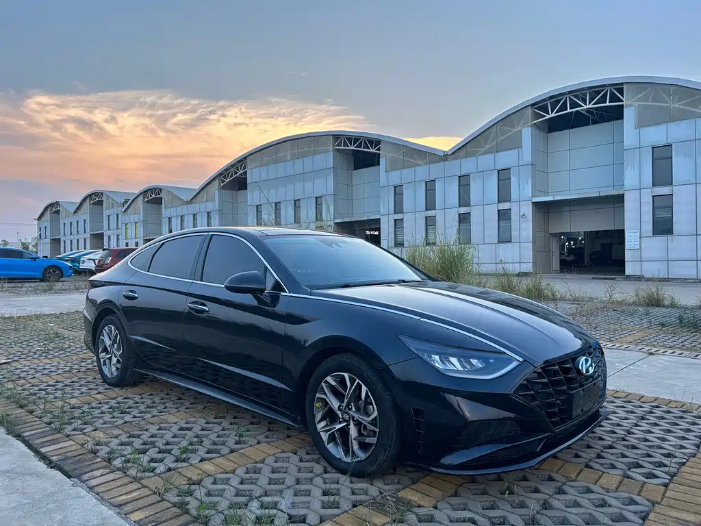 Hyundai Sonata — фото 3