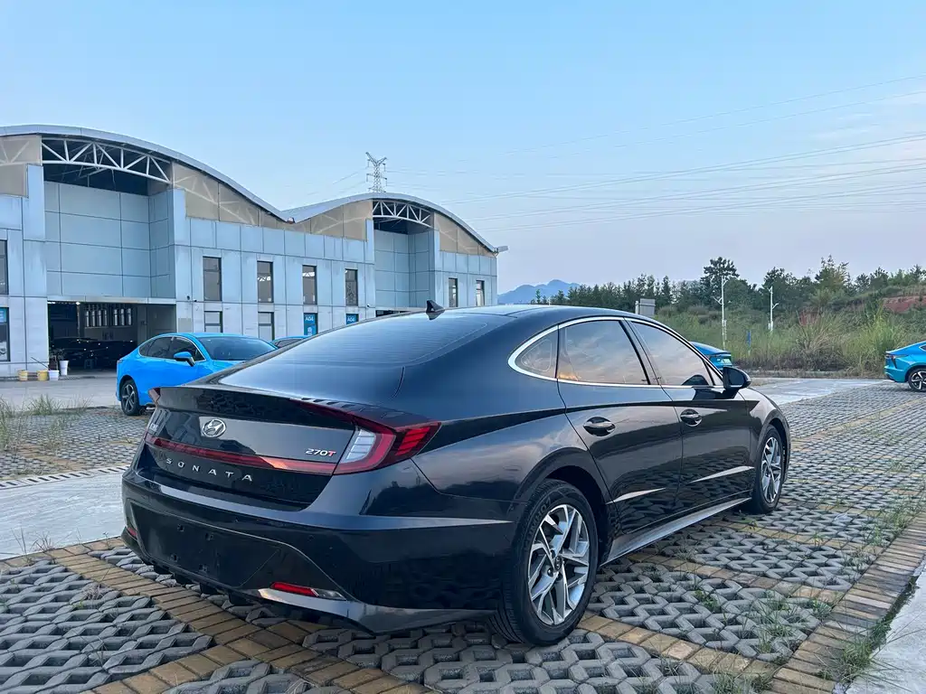 Hyundai Sonata — фото 6