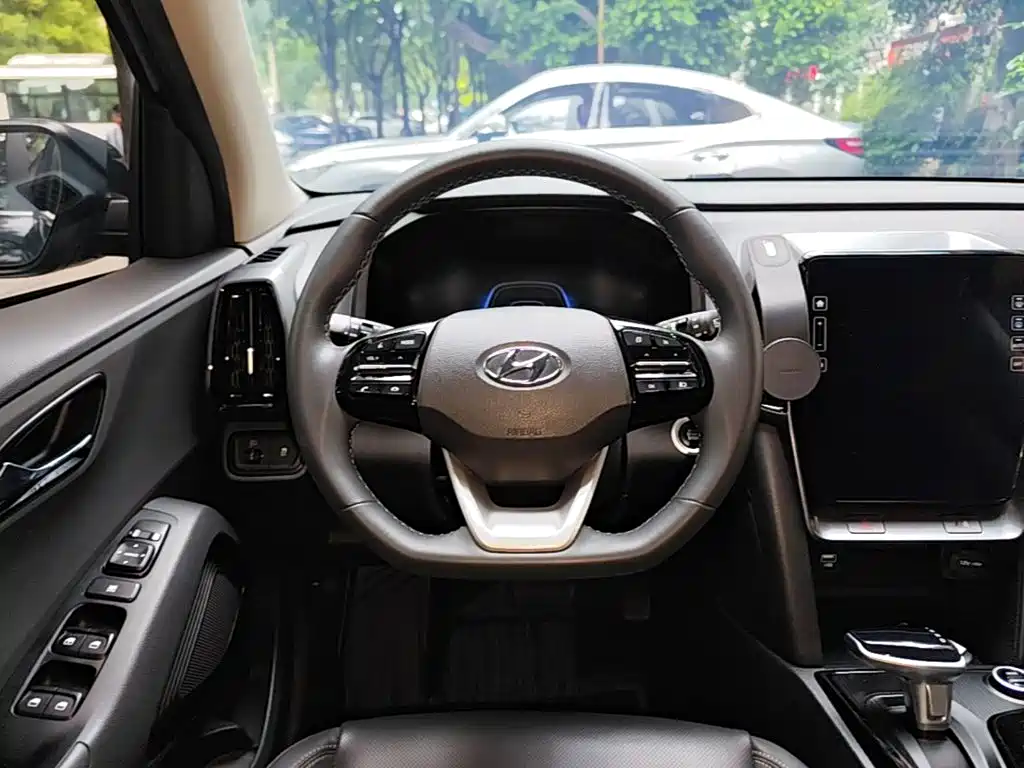Hyundai ix35 — фото 11