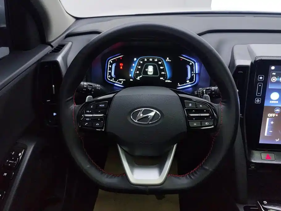 Hyundai ix35 — фото 15