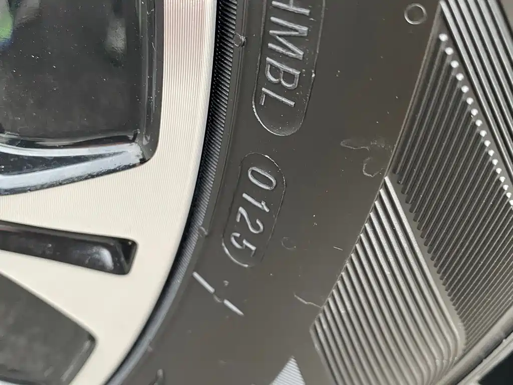 Hyundai Custo — фото 20