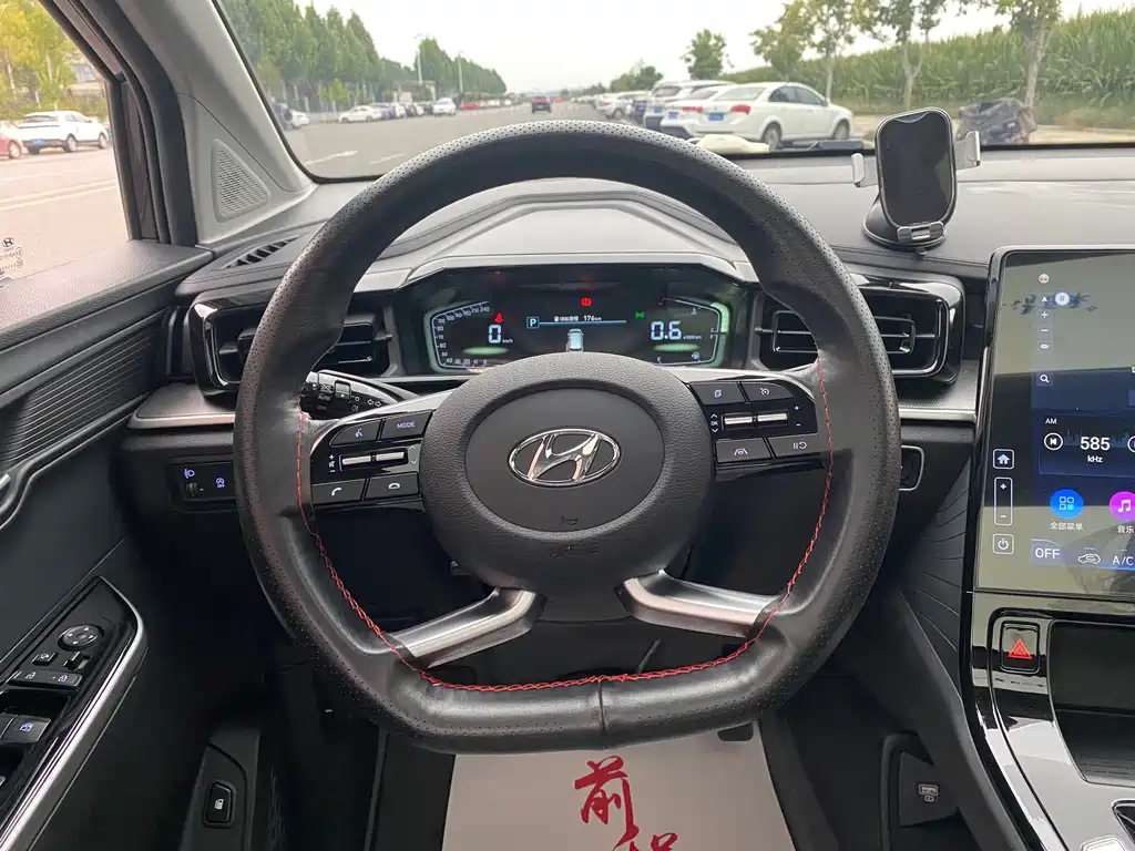 Hyundai Custo — фото 6