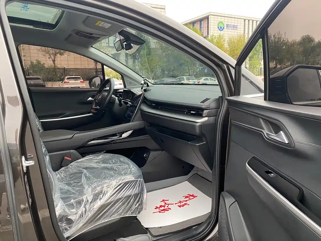 Hyundai Custo — фото 10