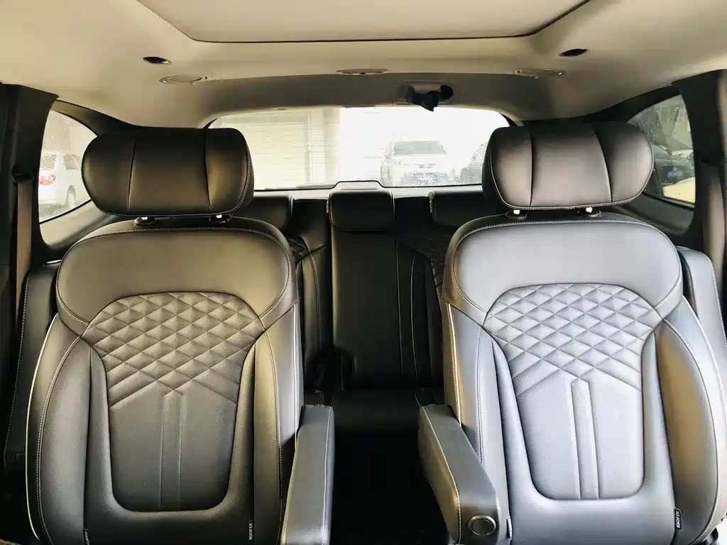 Hyundai Custo — фото 15