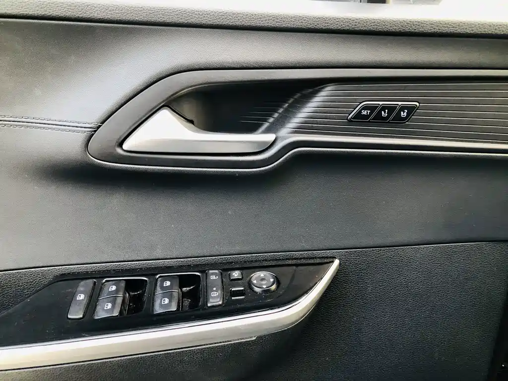 Hyundai Custo — фото 5