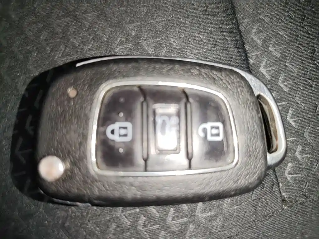 Hyundai Verna — фото 9