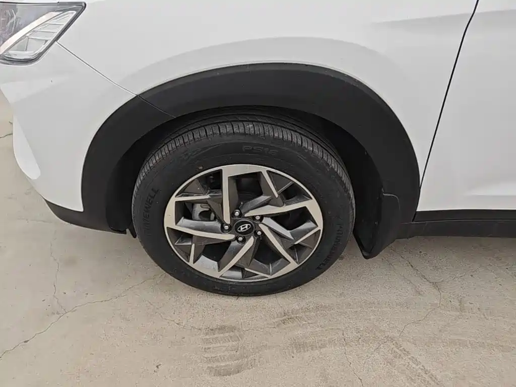 Hyundai Tucson — фото 23