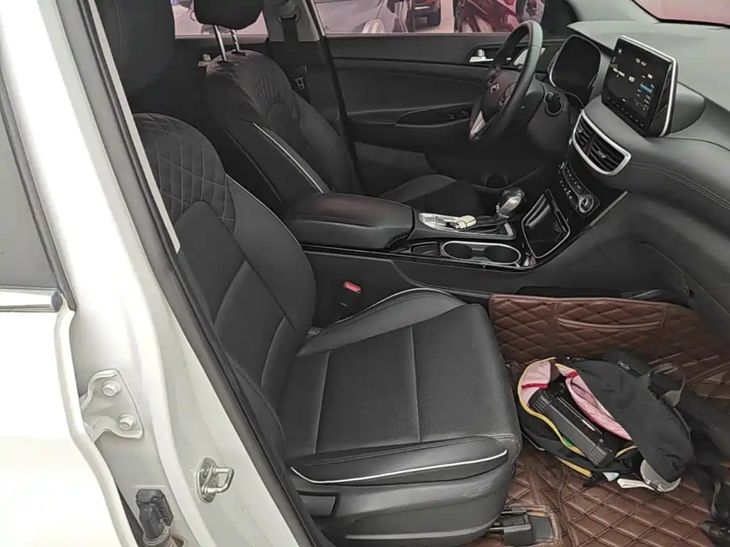 Hyundai Tucson — фото 25