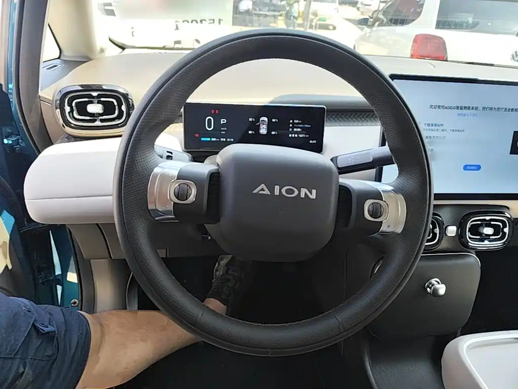 Aion AION UT — фото 7