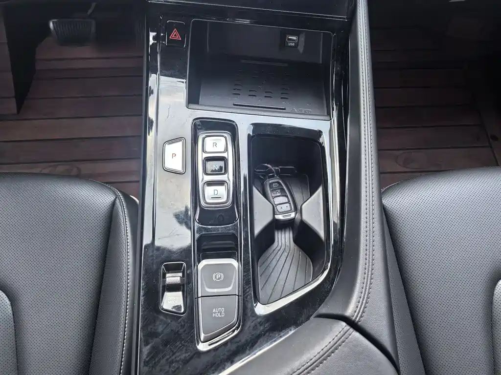 Hyundai Custo — фото 21