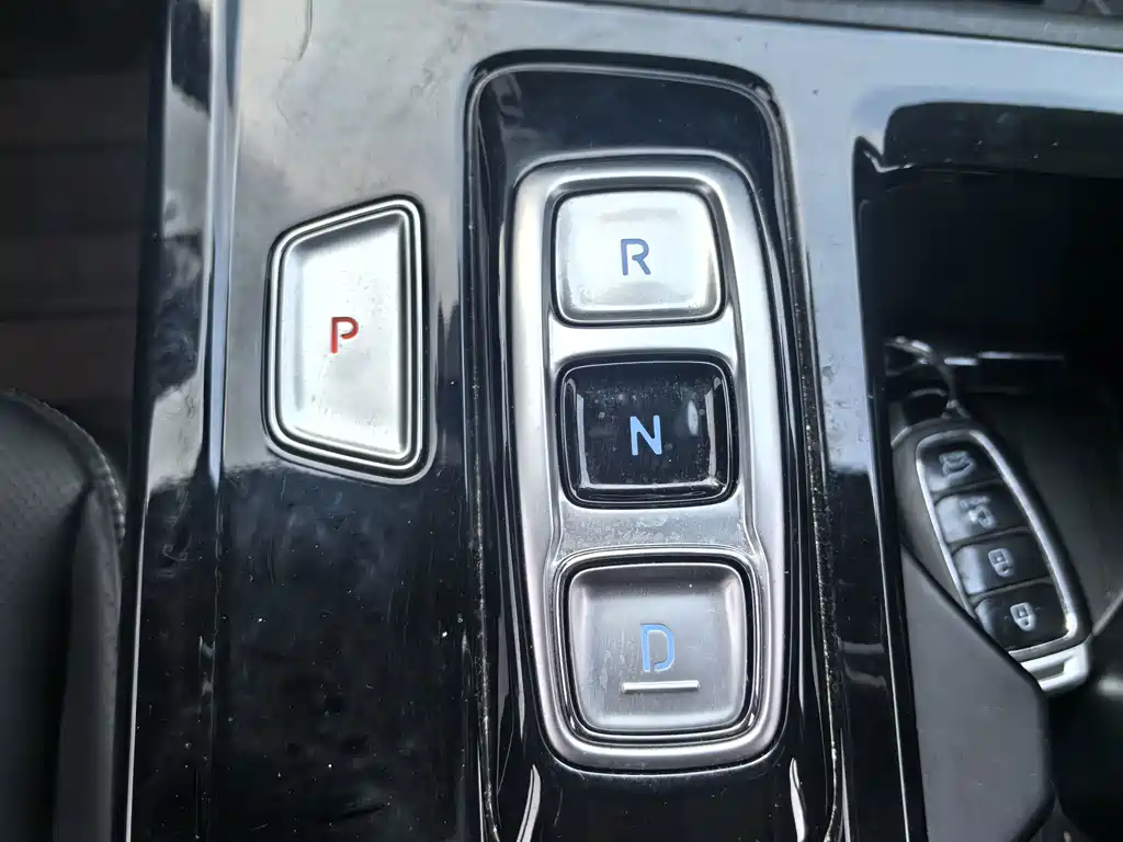 Hyundai Custo — фото 24