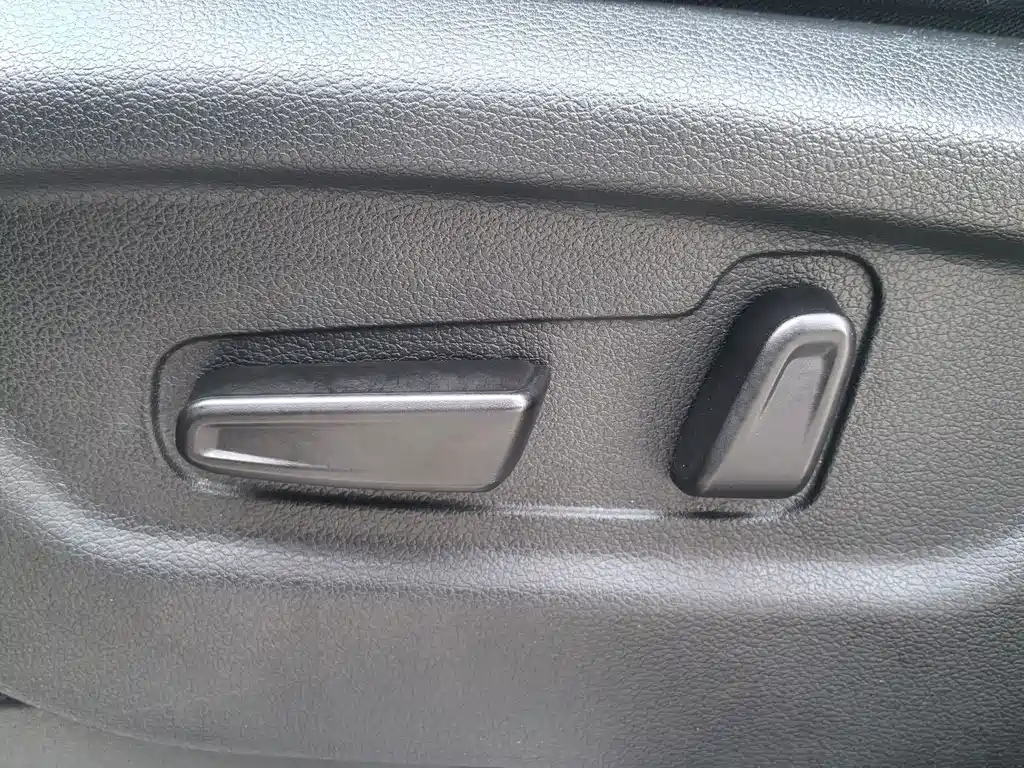 Hyundai Custo — фото 31