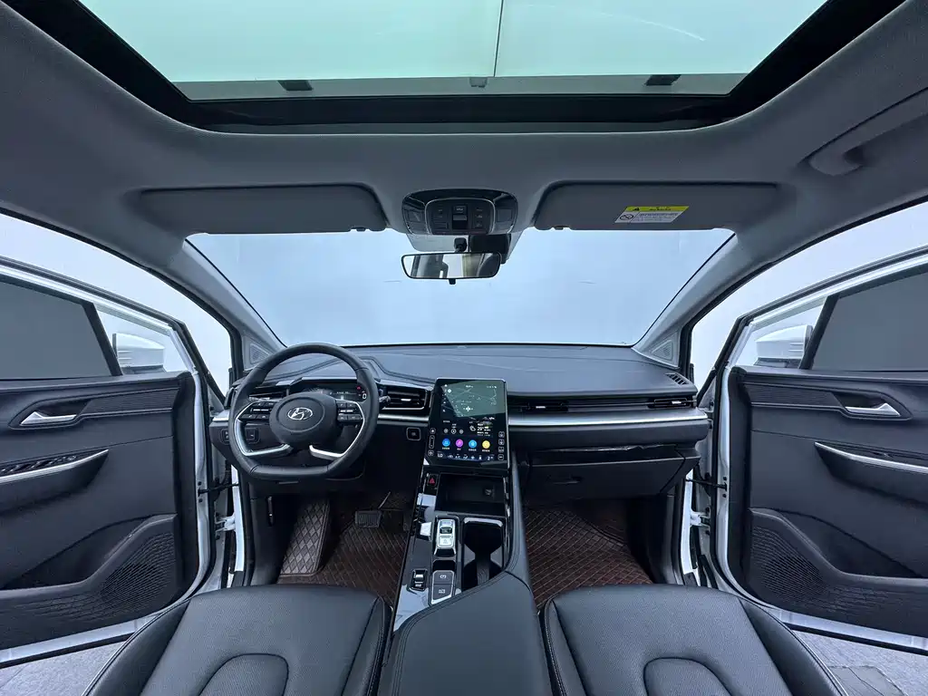 Hyundai Custo — фото 11