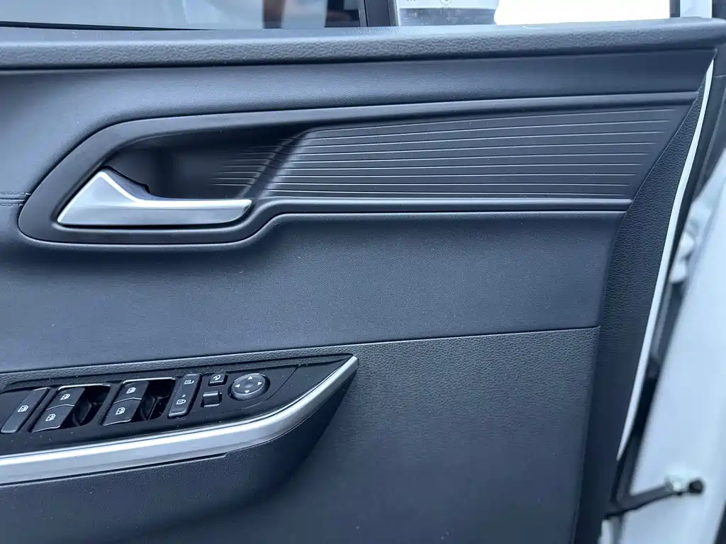 Hyundai Custo — фото 14