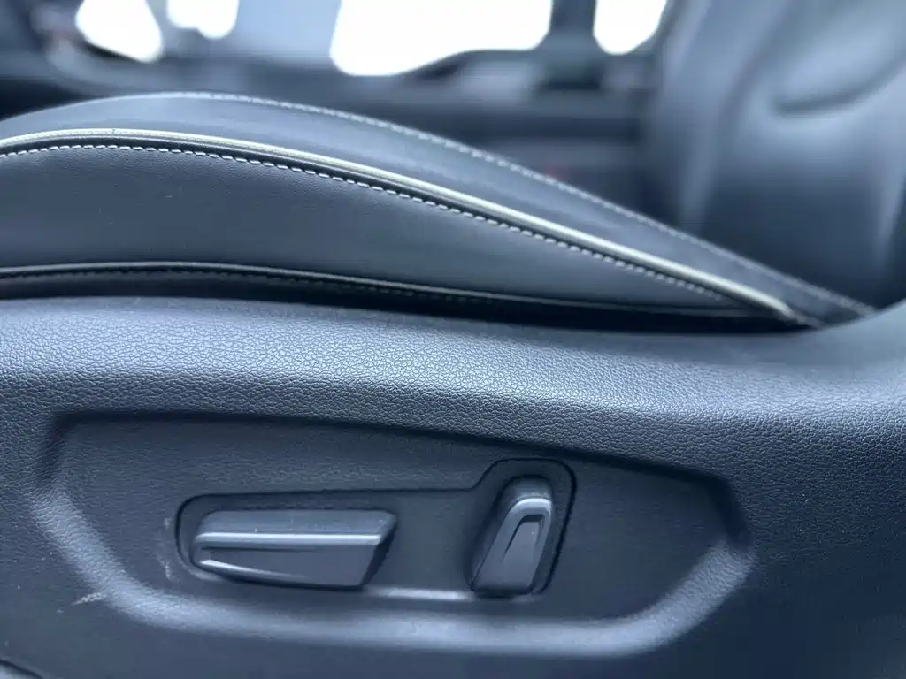 Hyundai Custo — фото 15