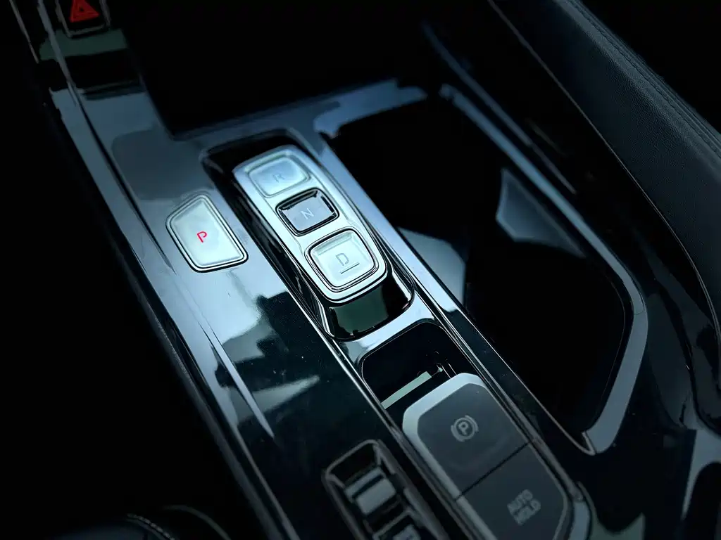Hyundai Custo — фото 19