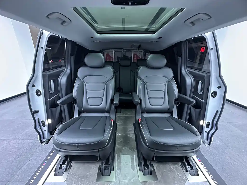 Hyundai Custo — фото 22