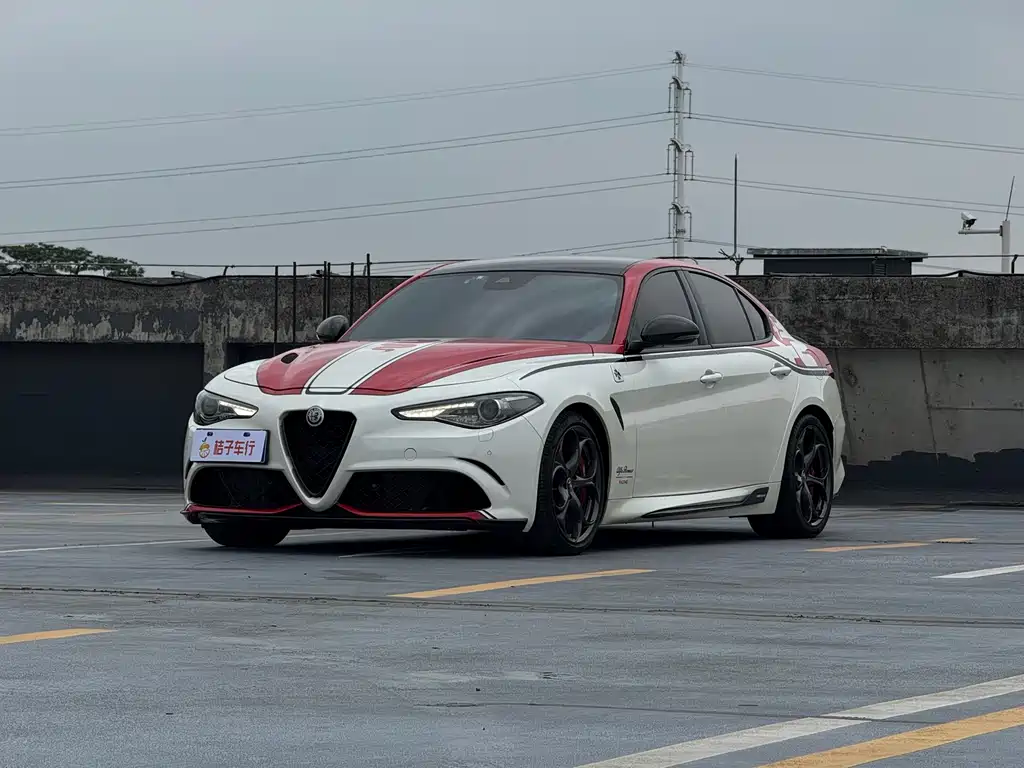 Alfa Romeo Giulia — фото 2