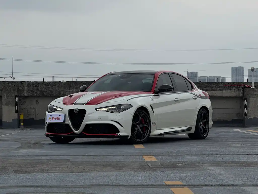 Alfa Romeo Giulia