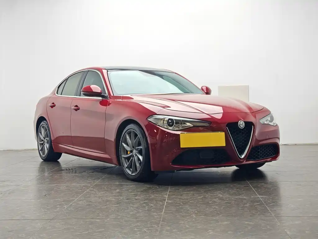 Alfa Romeo Giulia — фото 2