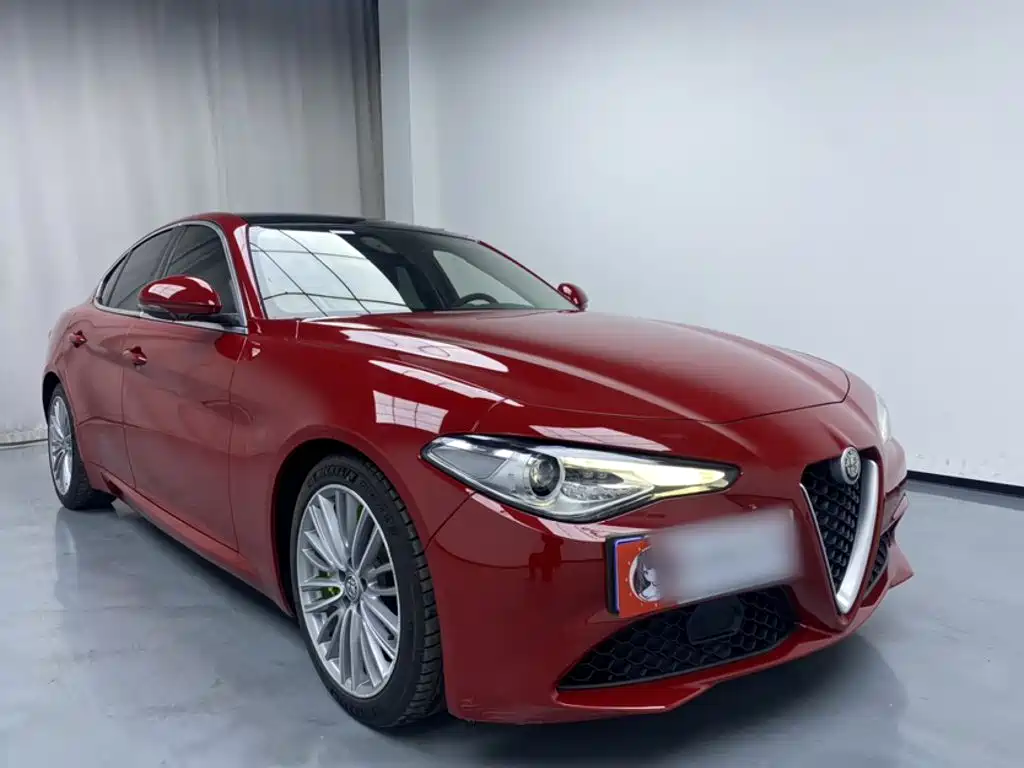Alfa Romeo Giulia — фото 24