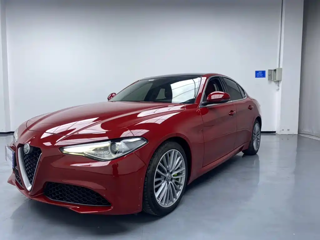 Alfa Romeo Giulia