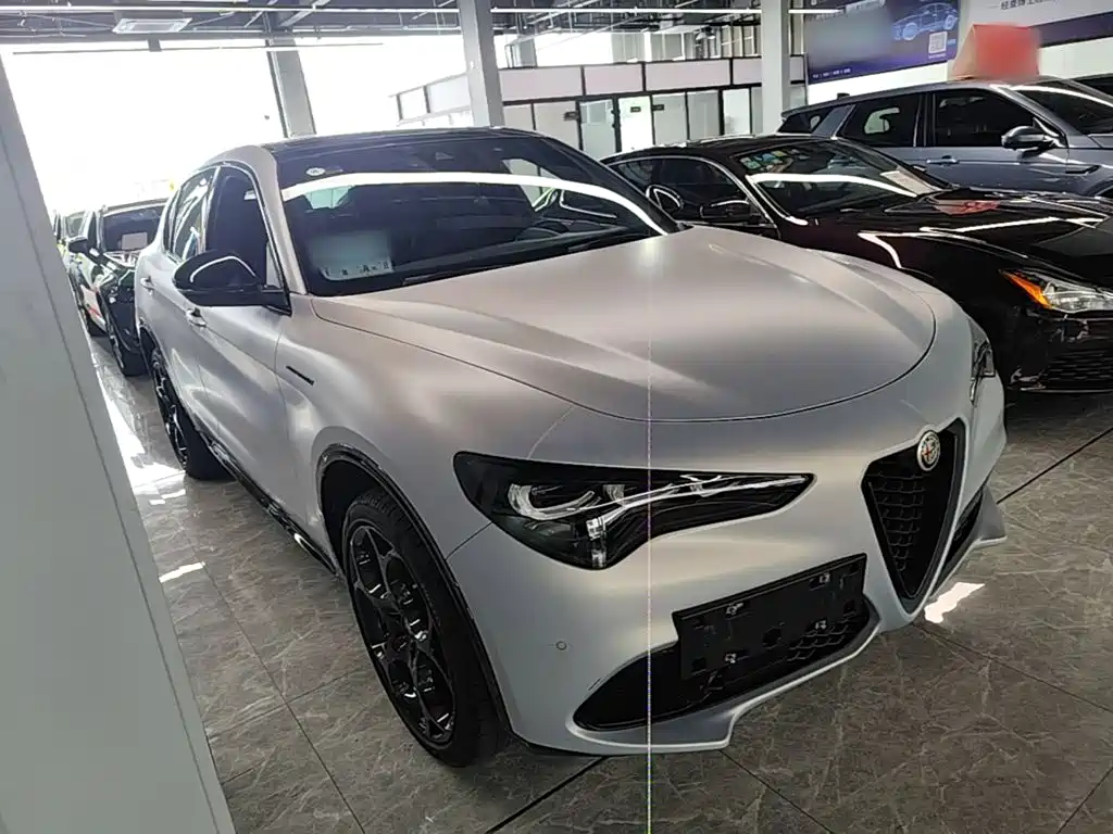 Alfa Romeo Stelvio — фото 4