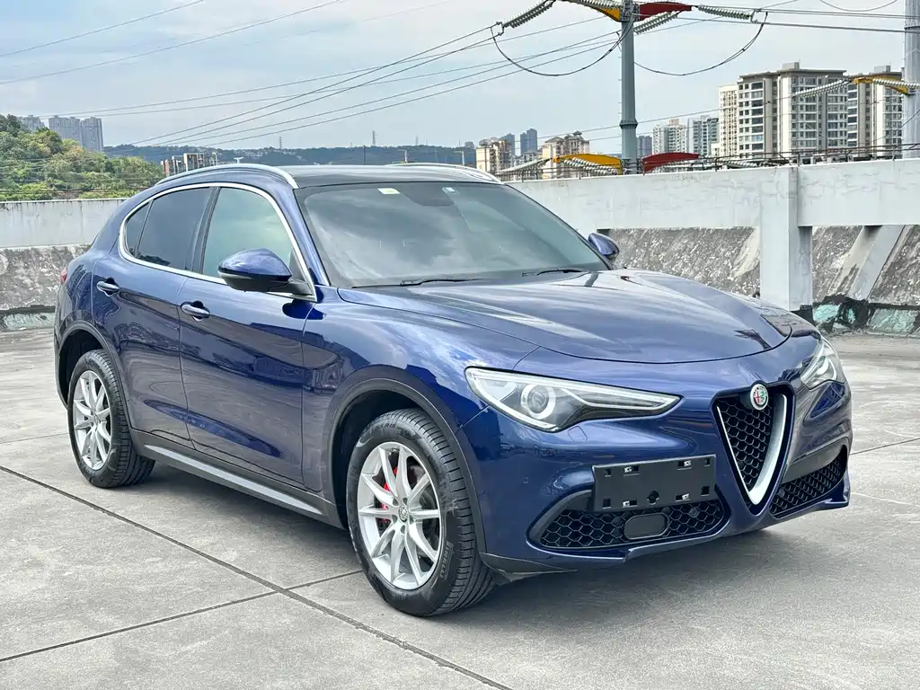 Alfa Romeo Stelvio — фото 3