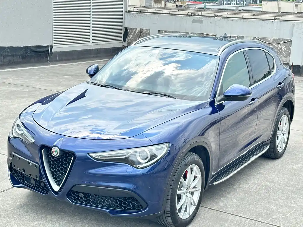 Alfa Romeo Stelvio — фото 5