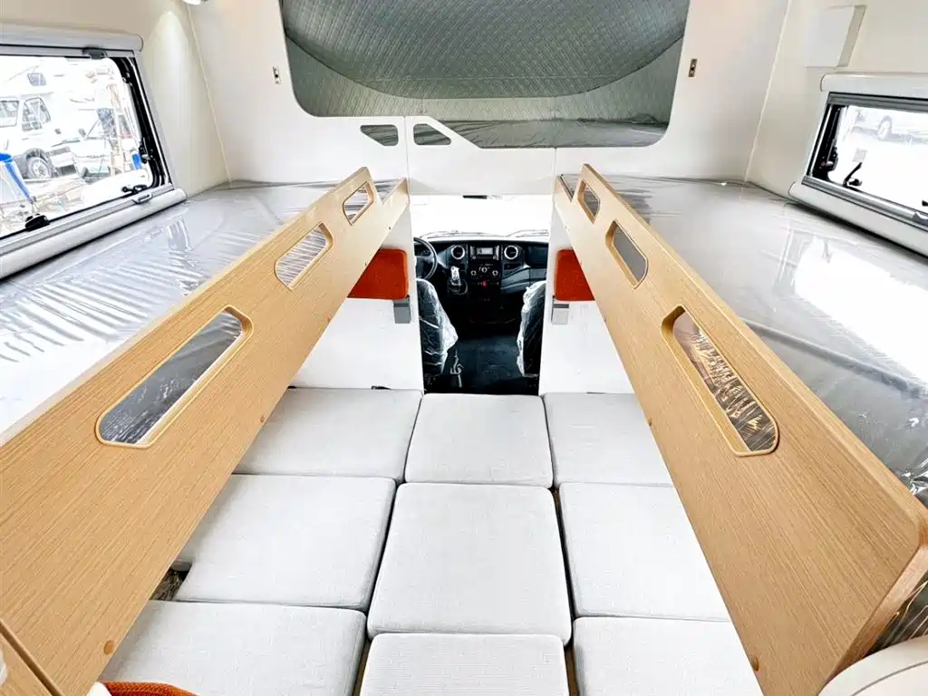 IVECO Ousheng — фото 11