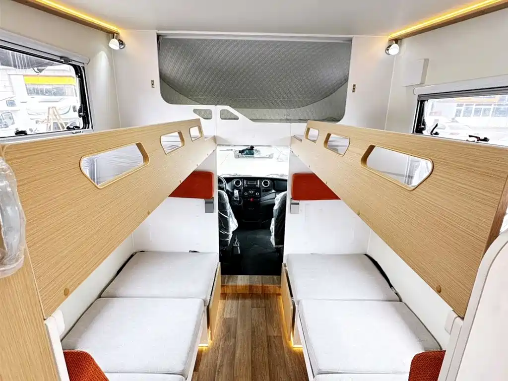 IVECO Ousheng — фото 10