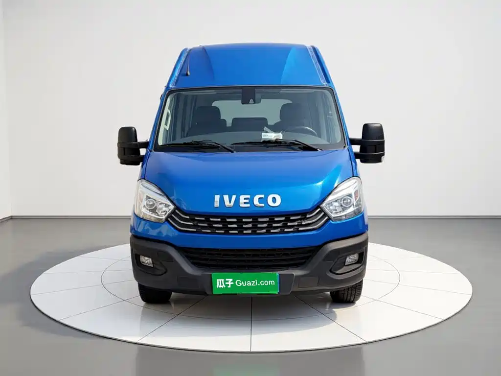 IVECO Ousheng — фото 24