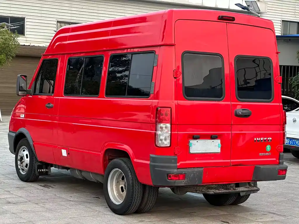 IVECO Daily — фото 7