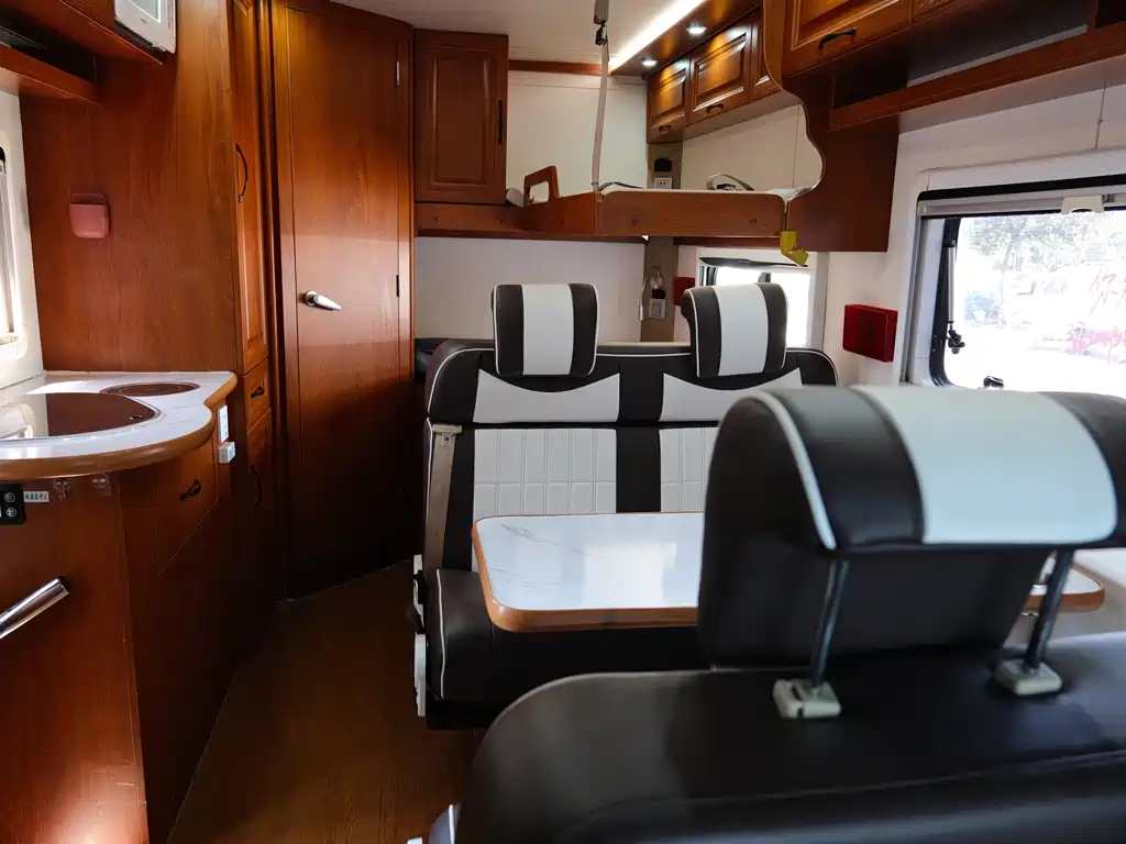 IVECO Ousheng — фото 14