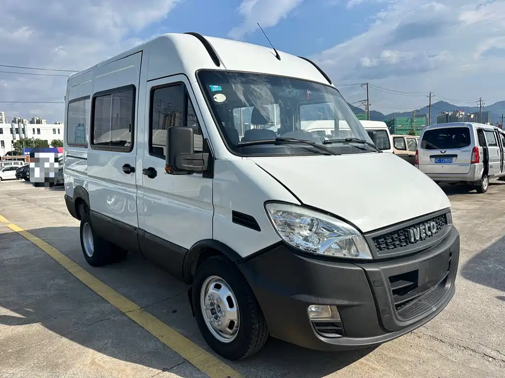 IVECO Baodi — фото 2