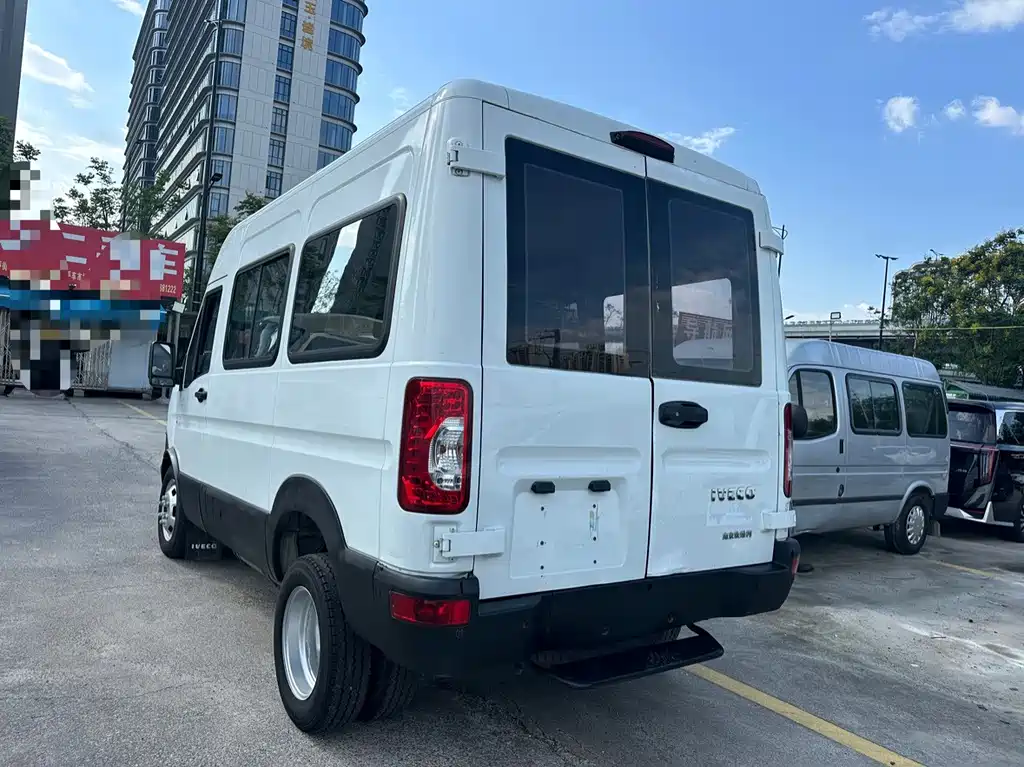 IVECO Baodi — фото 4