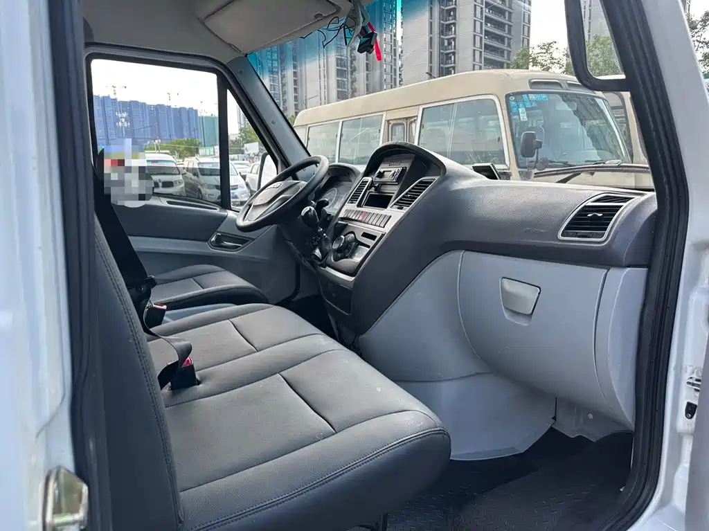 IVECO Baodi — фото 6