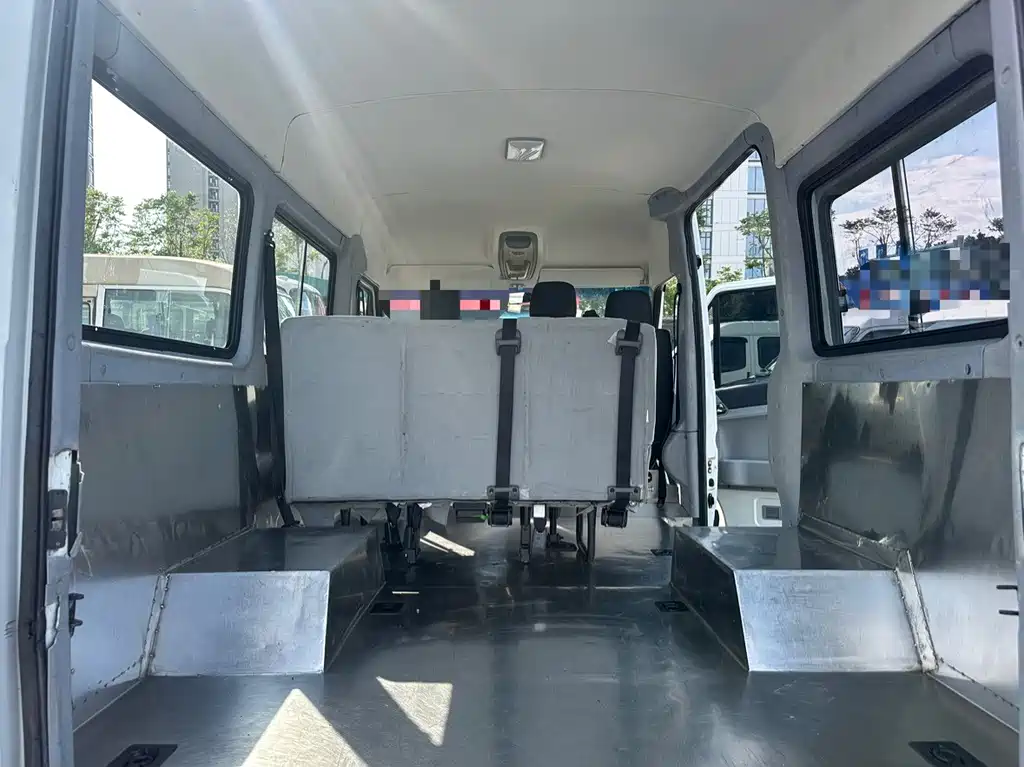 IVECO Baodi — фото 9