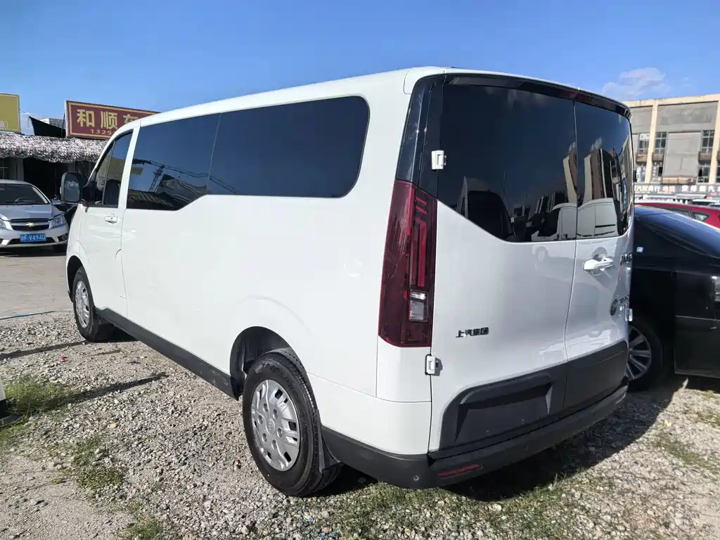 IVECO Juxing — фото 3