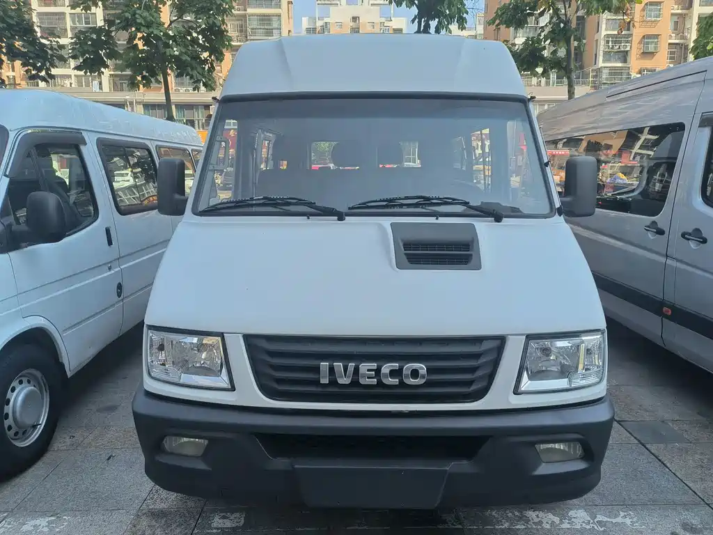 IVECO Daily — фото 2