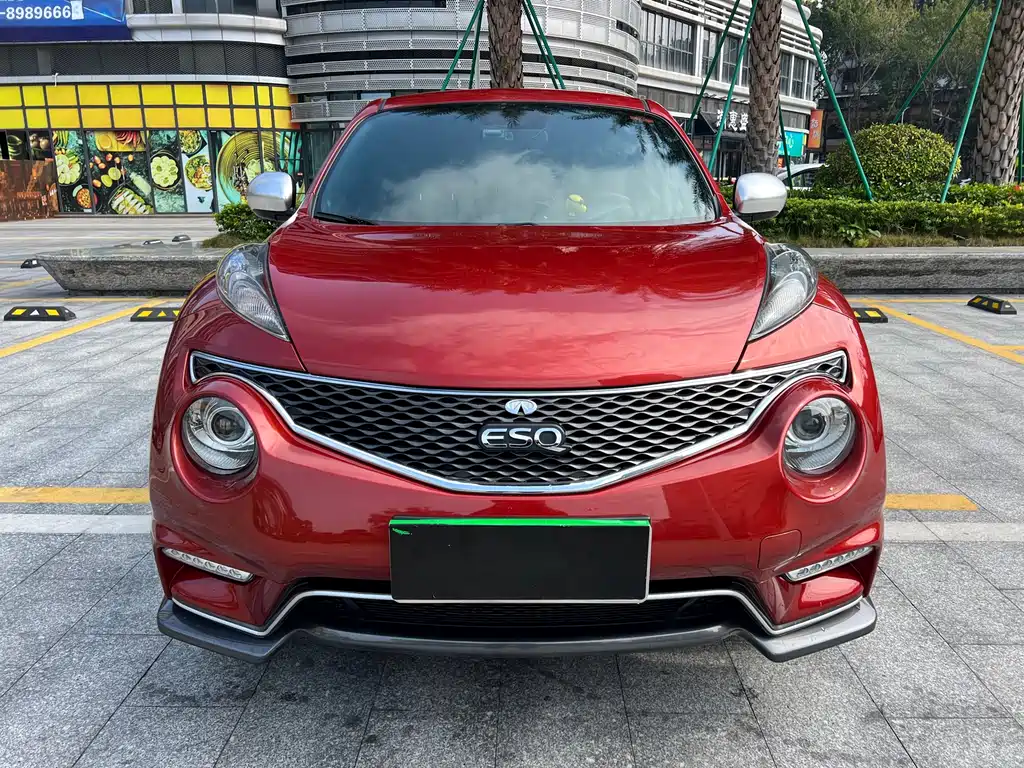 Infiniti ESQ — фото 3